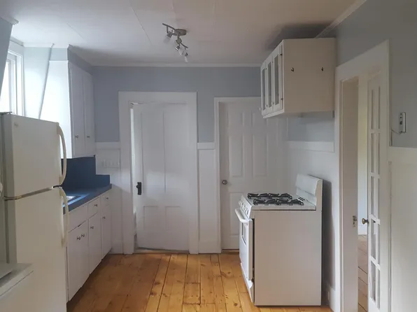 2-128 Brackett St #2, Westbrook, ME 04092