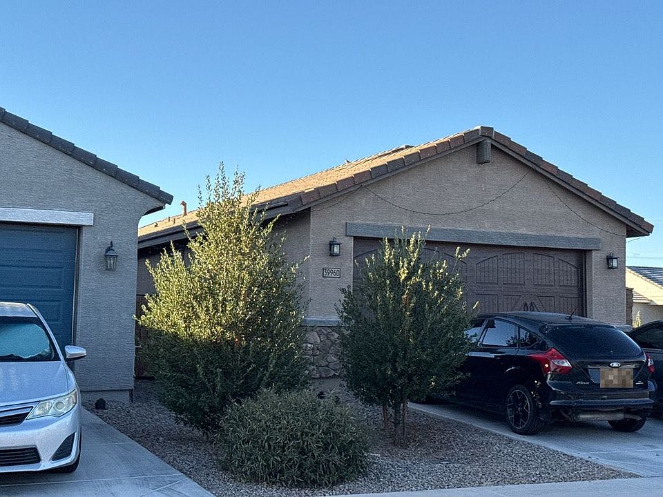 2nd image of 39960 W Wade Dr