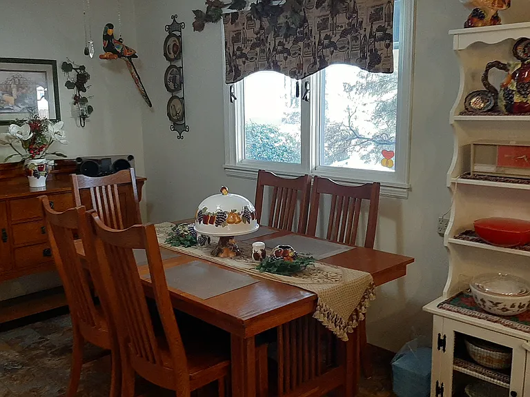 1907 W Norcrest Dr — Photo 9