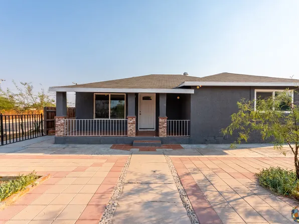195 E Heil Ave, El Centro, CA 92243