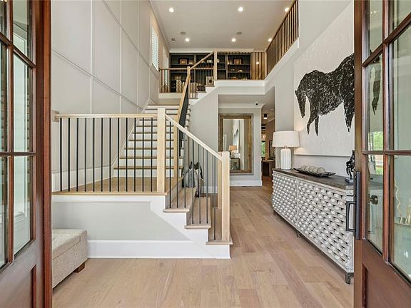 2nd image of 2591 Apple Valley Rd