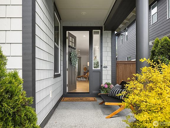 2nd image of 3054 SE 14th Street