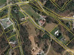 108 Butterfly Ln, Elizabethton, TN 37643