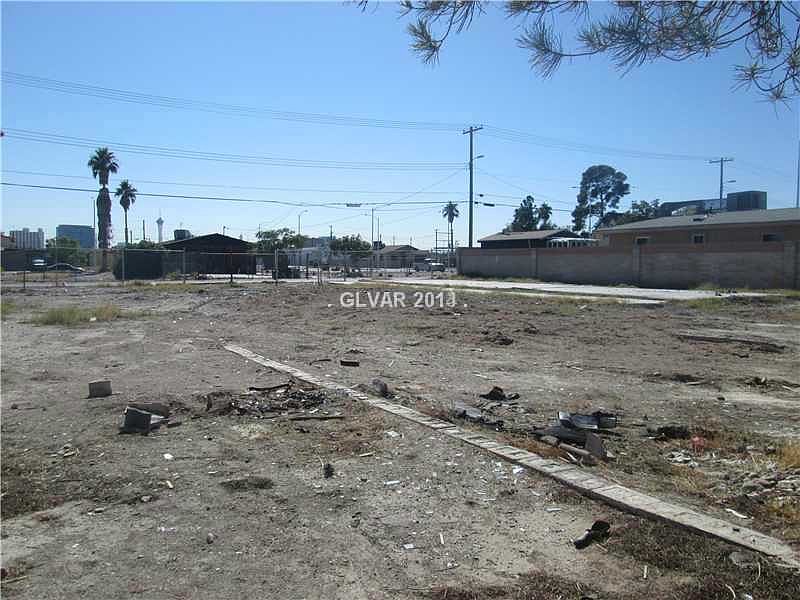 1st image of 411 Harrison Ave