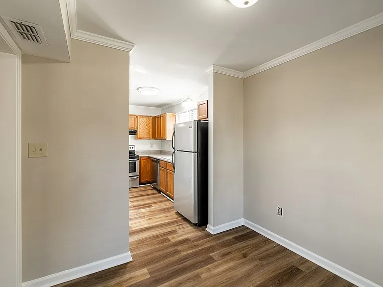 345 Research Dr — Photo 6