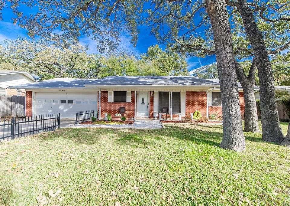 1st image of 1136 Jerry Ln