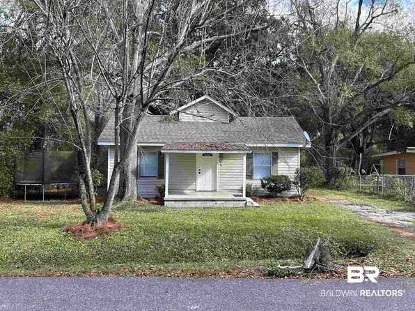 2119 Hoppin St, Mobile, AL 36605