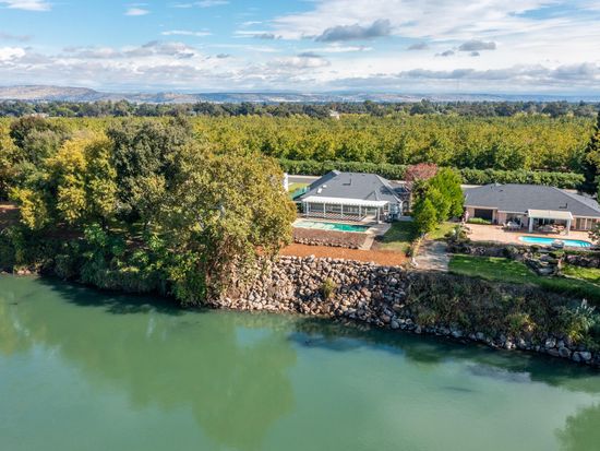 300 Agua Verdi Dr, Red Bluff, CA 96080