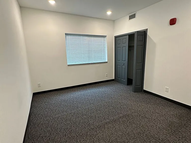 The Eastview — Photo 16
