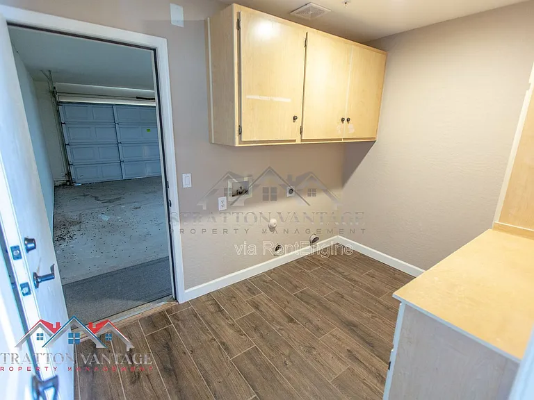 38414 N 12th St — Photo 47