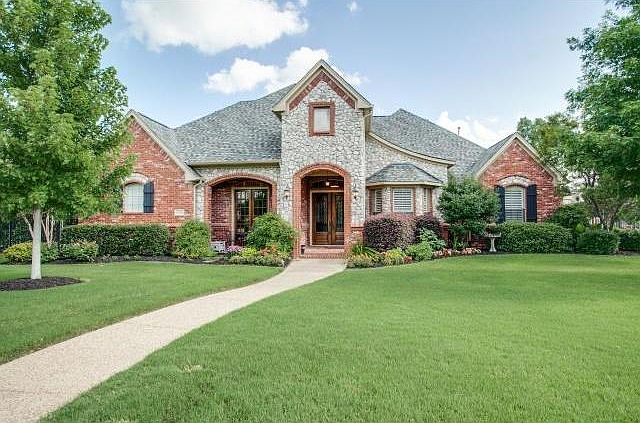 1st image of 2336 Bridgewood Dr