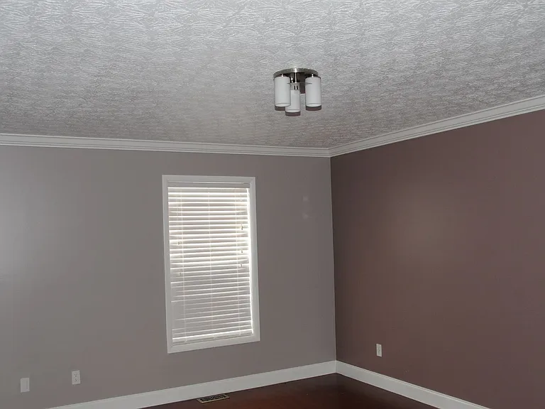 4705 Athalia Dr — Photo 10