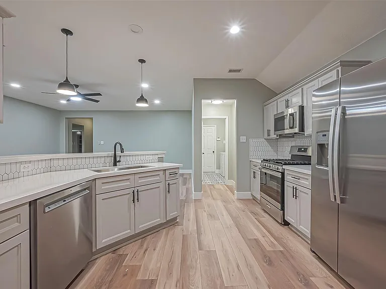 2 Garden Lodge Pl — Photo 14