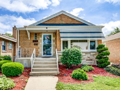 9005 S Utica Ave, Evergreen Park, IL, 60805