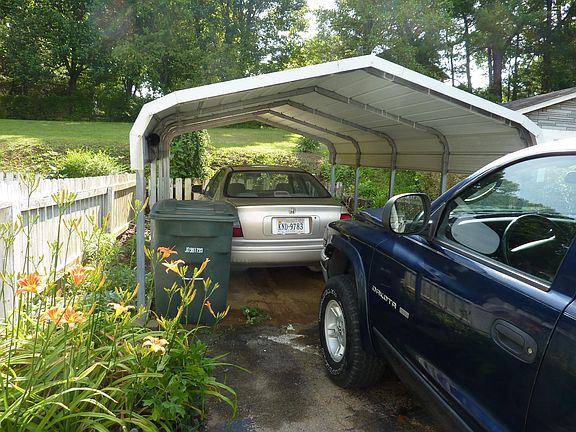3rd image of 438 Dalewood Ave