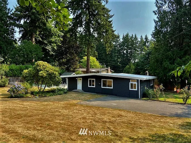 15 137th Street SW photo 1