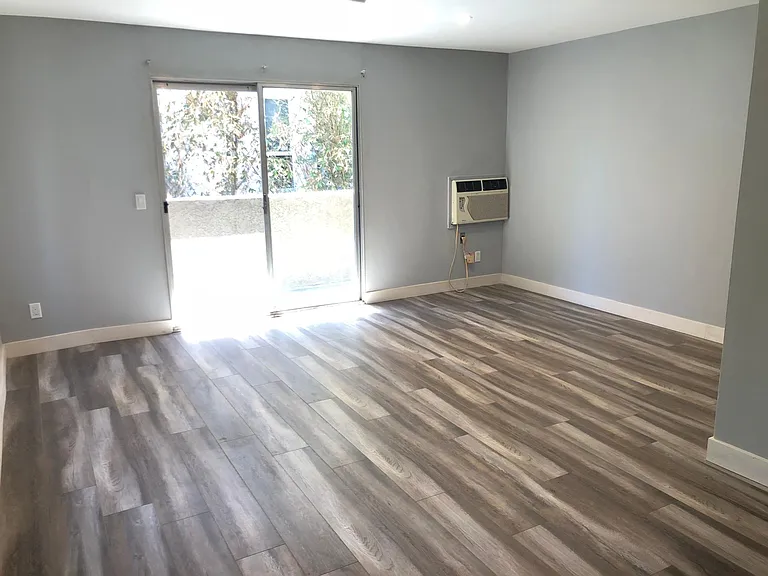 6732 Franklin Pl — Photo 9