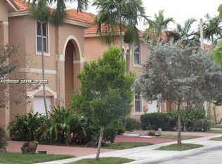 2218 NW 160th Ter, Pembroke Pines, FL 33028