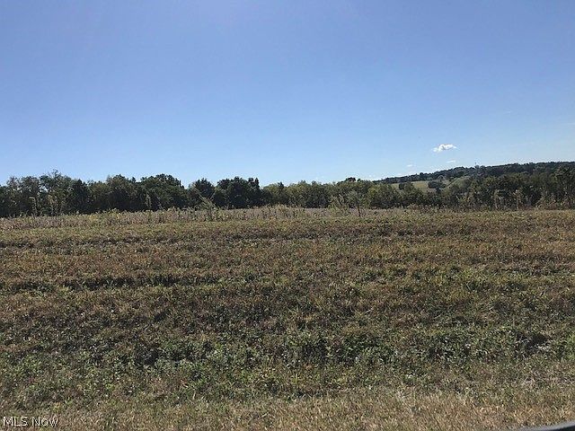 1st image of 3000 E Pike