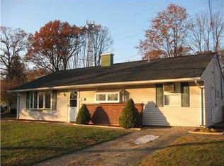 122 Winthrop Rd, Edison, NJ 08817