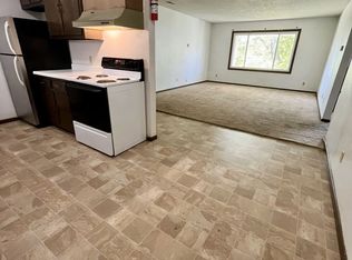1125 Langley Rd, Waterloo, IA 50702