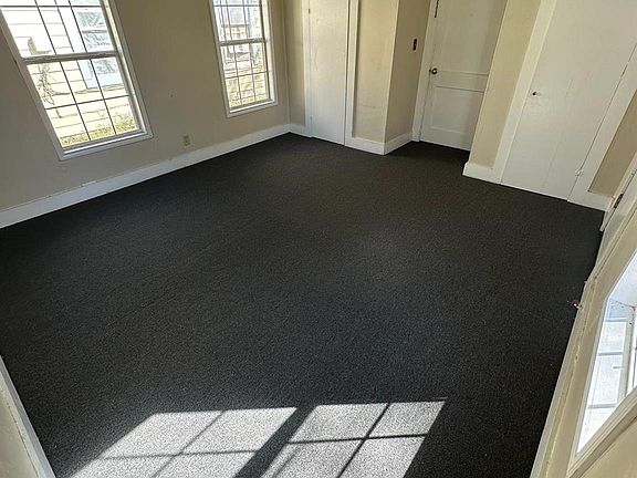 3rd image of 509 Lundy St