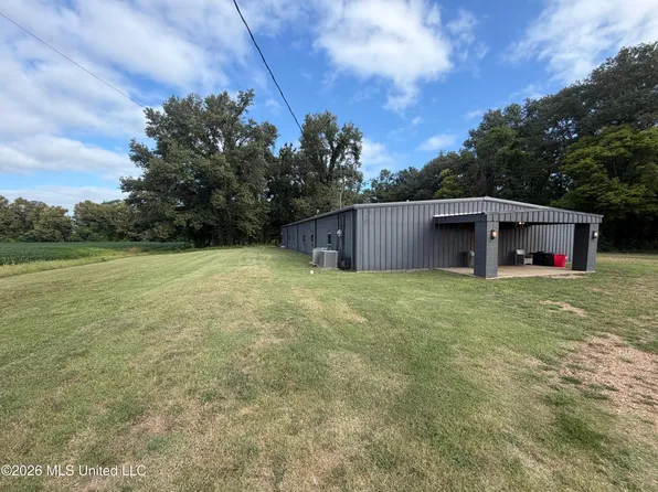 6710 County Road 518, Philipp, MS 38950