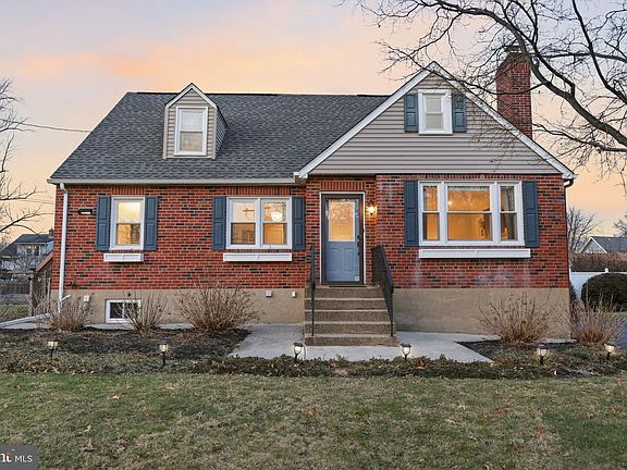 3rd image of 124 New Rd