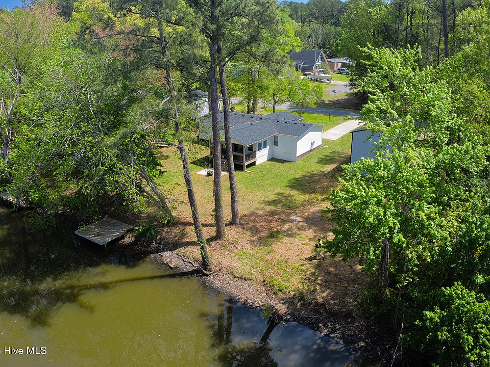 1st image of 182 West Island Trail