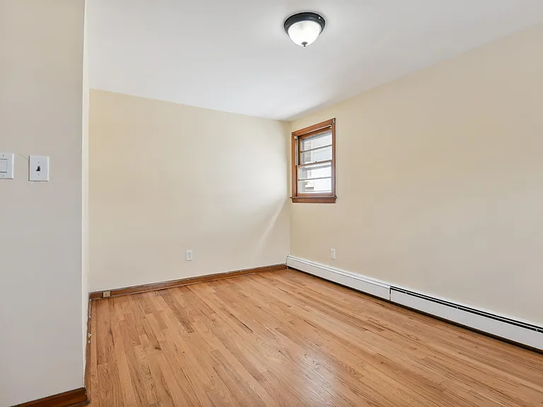 350 Cator Ave #2 — Photo 8