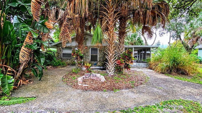 1st image of 2686 Sunset Dr #B