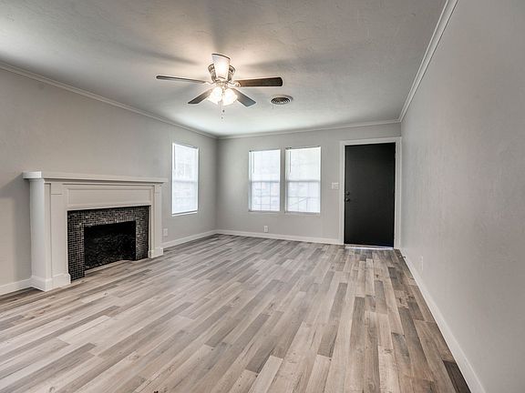 2nd image of 1810 N Park Ave
