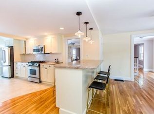 16 Indian Springs Way, Wellesley, MA 02481