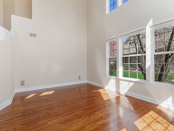 5th image of 1133 Jessica Ln