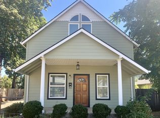 822 S 8th St, Cottage Grove, OR 97424