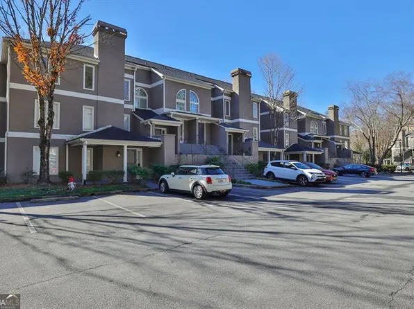 35 Brittany Way NE, Atlanta, GA 30324