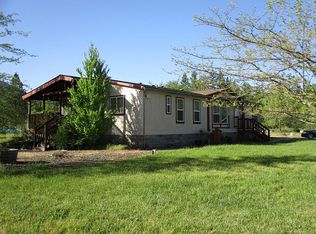7816 Takilma Rd, Cave Junction, OR 97523