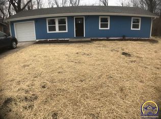 2324 SE 23rd St, Topeka, KS 66605