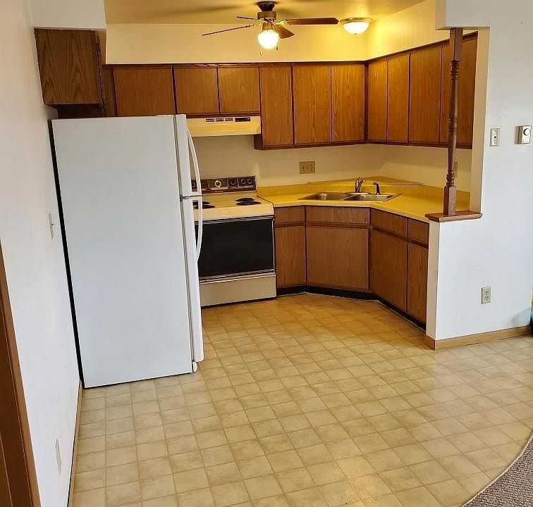 1st image of 2040 Pierce St #4