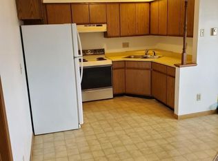 2040 Pierce St #4, Janesville, WI 53546