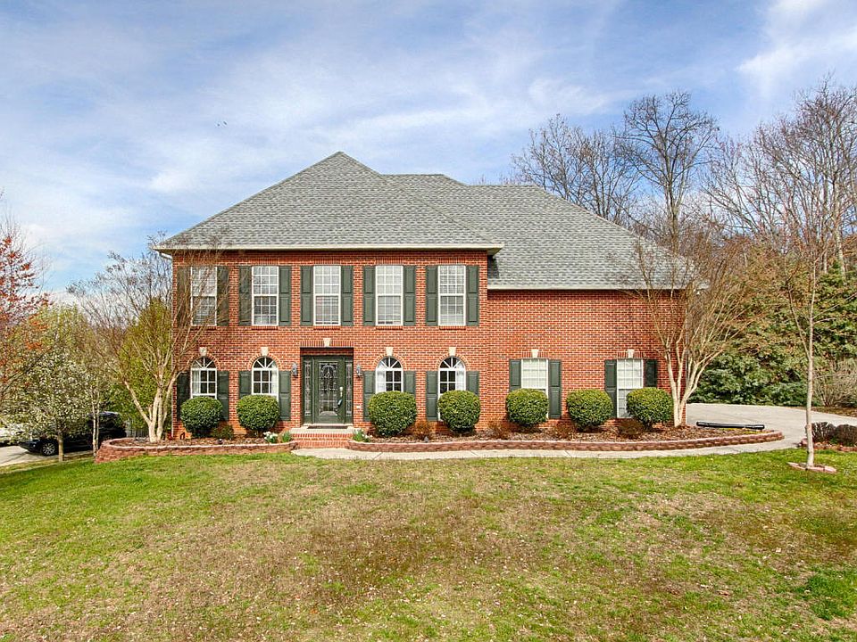 1st image of 2601 Hawk Crest Ln