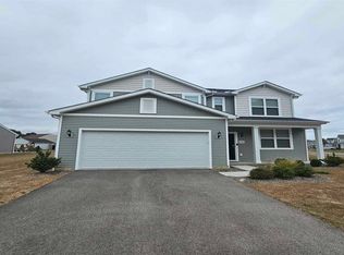 1181 Lake Forest Dr, Hebron, OH 43025