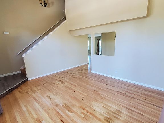 5th image of 645 Wilford Cir