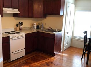 39 Broadway St, Westford, MA 01886