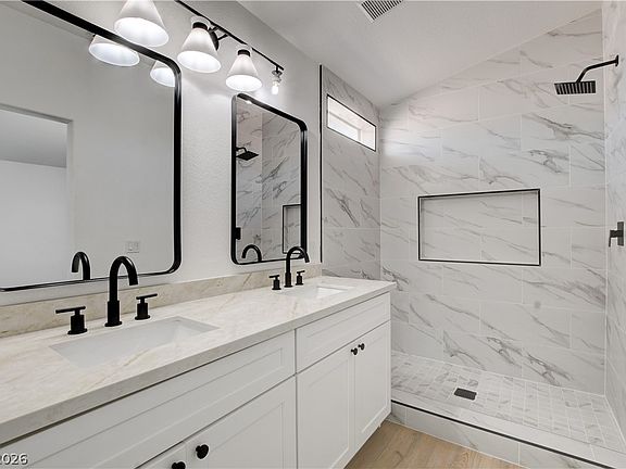 3rd image of 4349 Sparkle Crest Ave