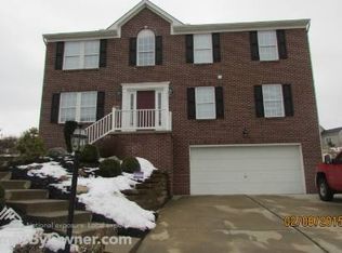 8447 Walthour Dr, North Huntingdon, PA
