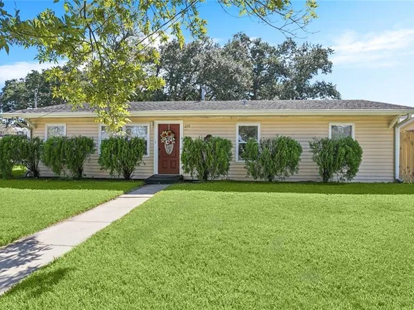 215 Citrus Rd, River Ridge, LA 70123