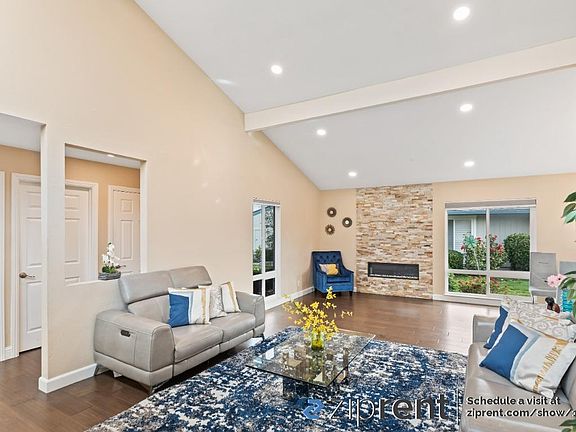 3rd image of 232 Beach Park Blvd