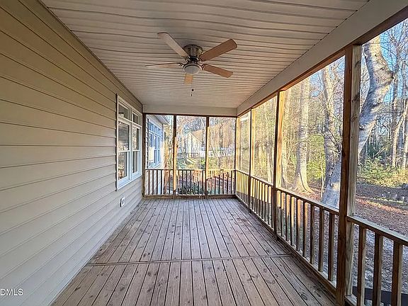 4th image of 725 E Ivy Valley Dr
