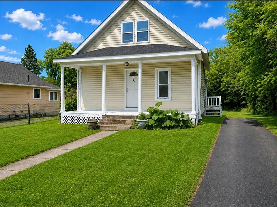 1st image of 705 SE 19th St